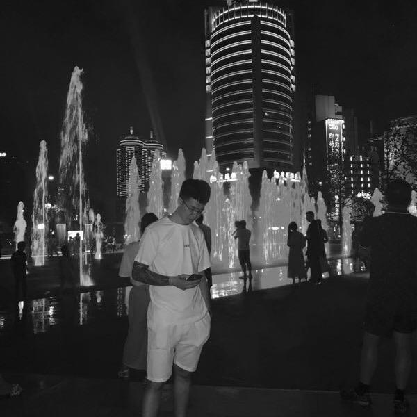 小小陈