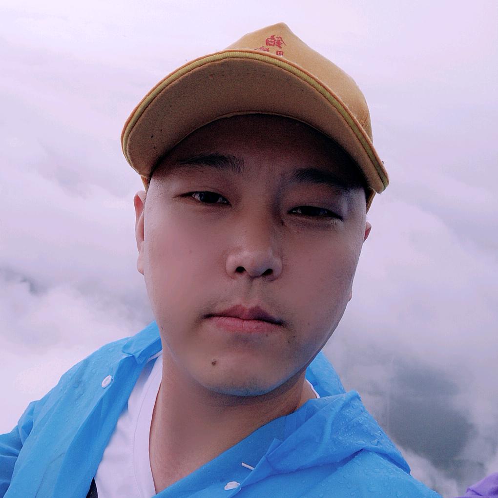 久顺服饰黄巍