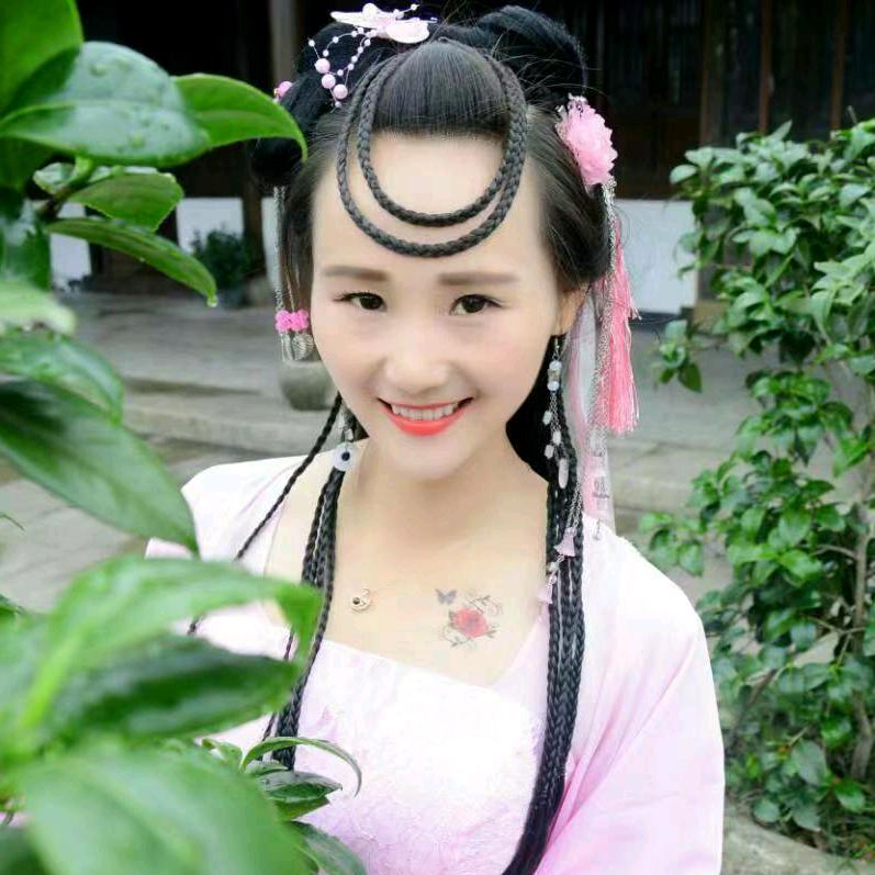 肖丽