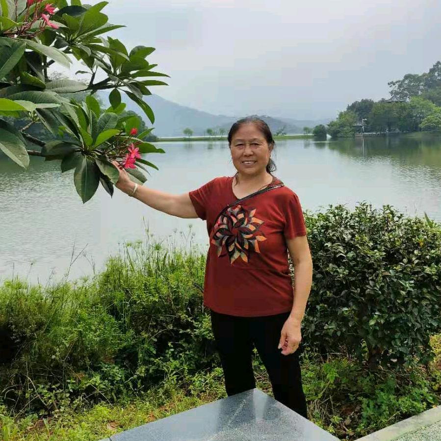 刘莲英