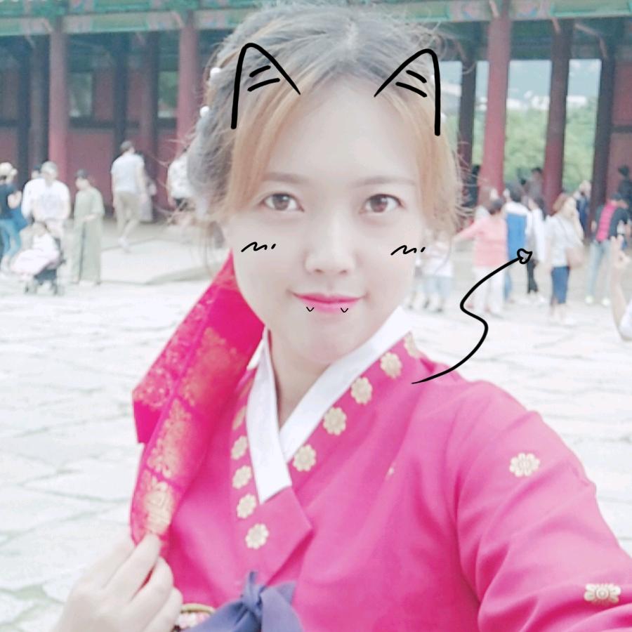 嘻嘻在韩东大门女装