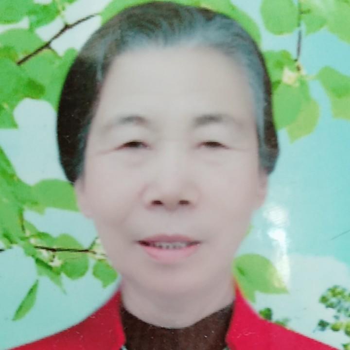 开心的月兰奶奶
