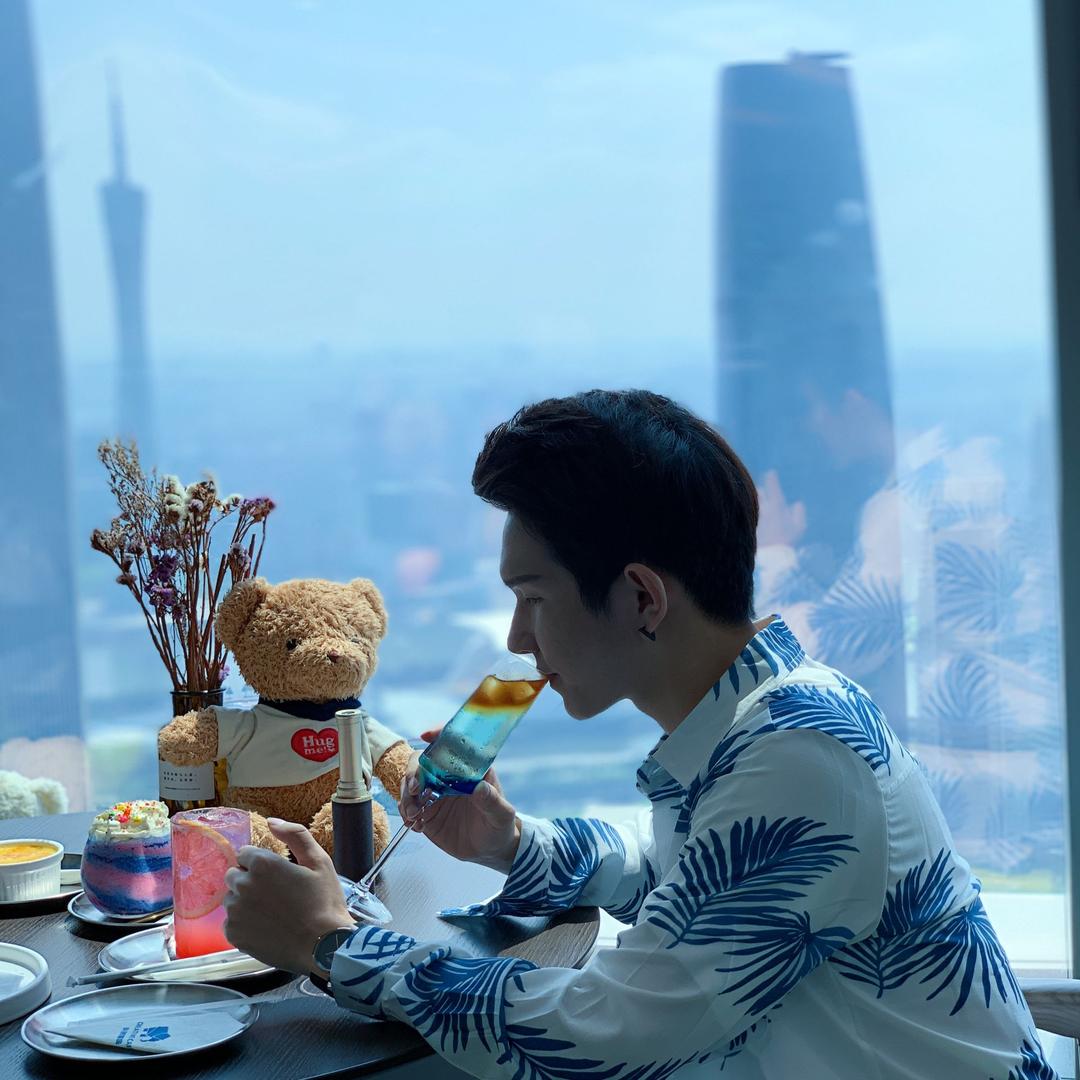 广州接发东东发型设计