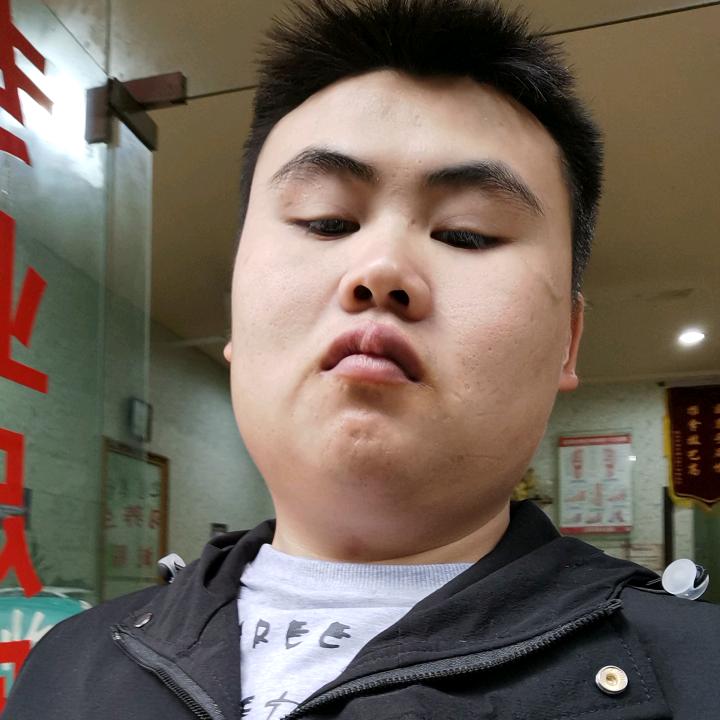 秋秋的朋友
