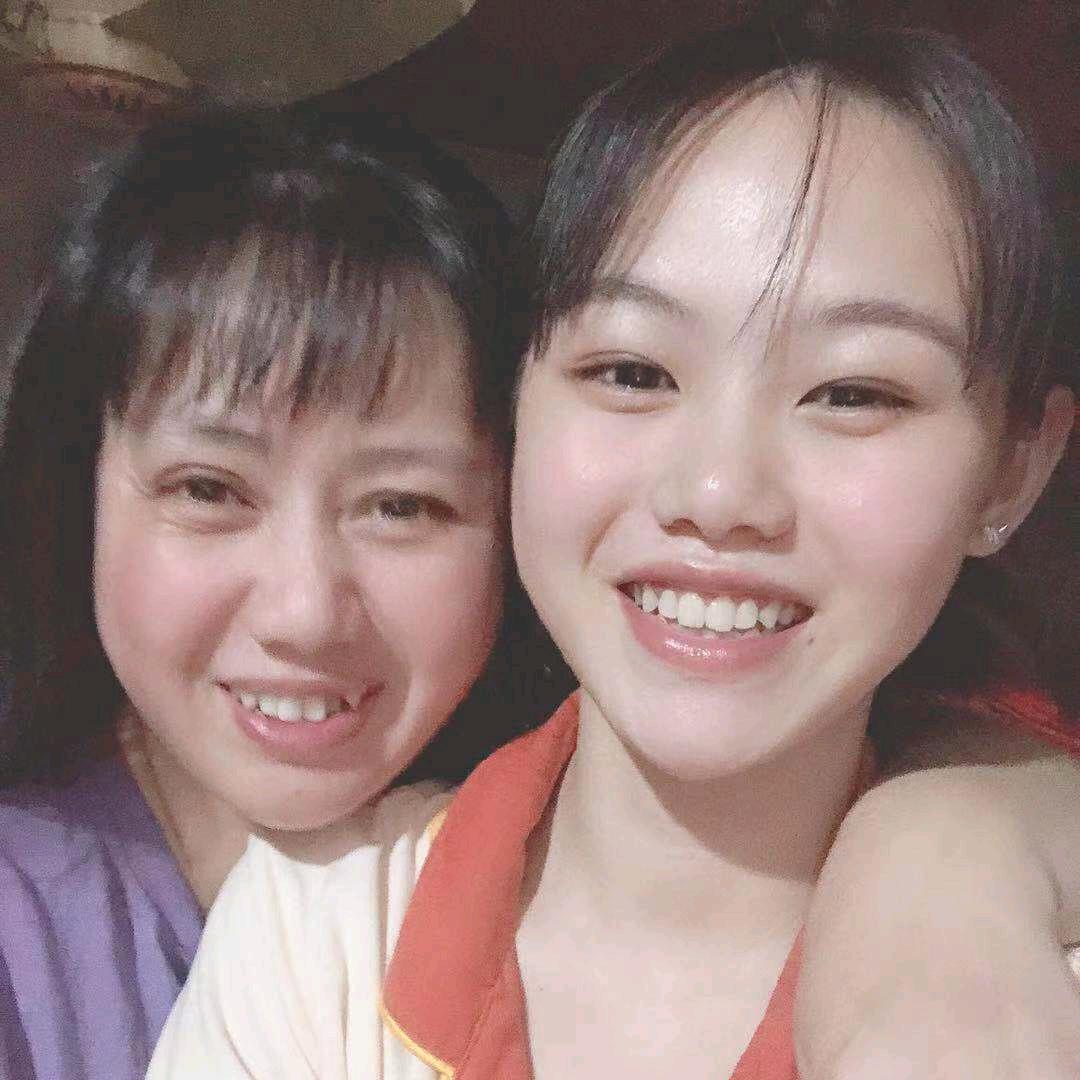 一枝红梅