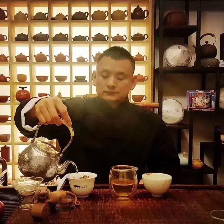 唐韵轩-茶人张🍵⛳️