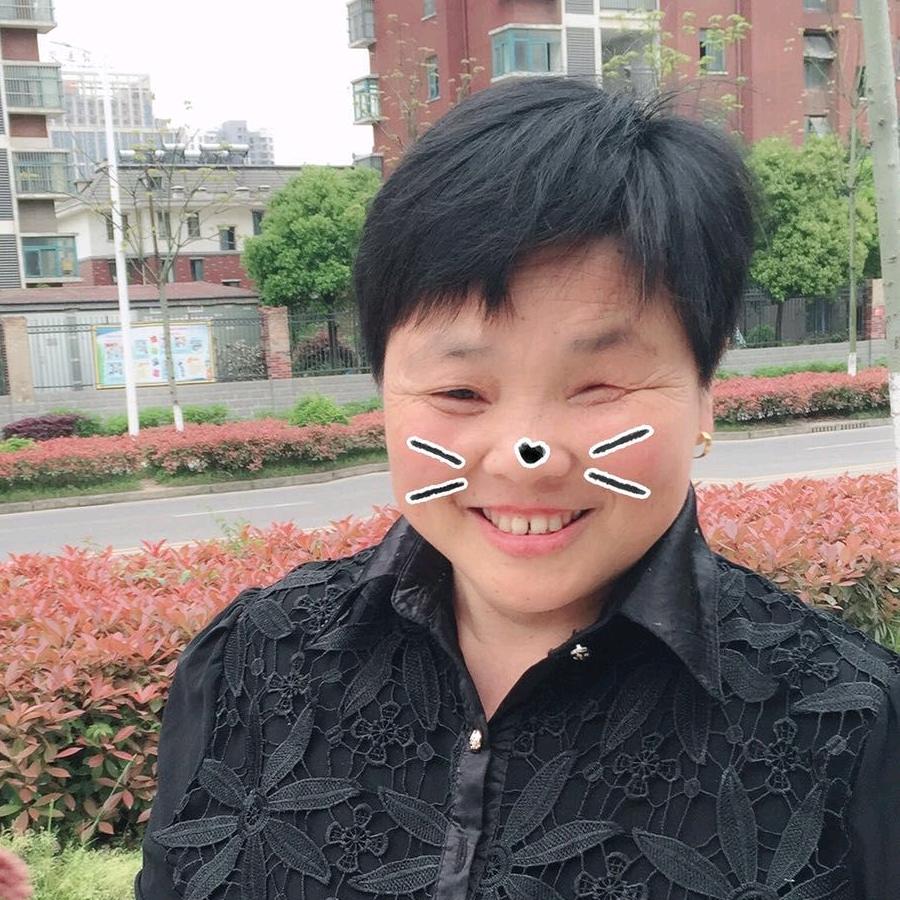 李志霞