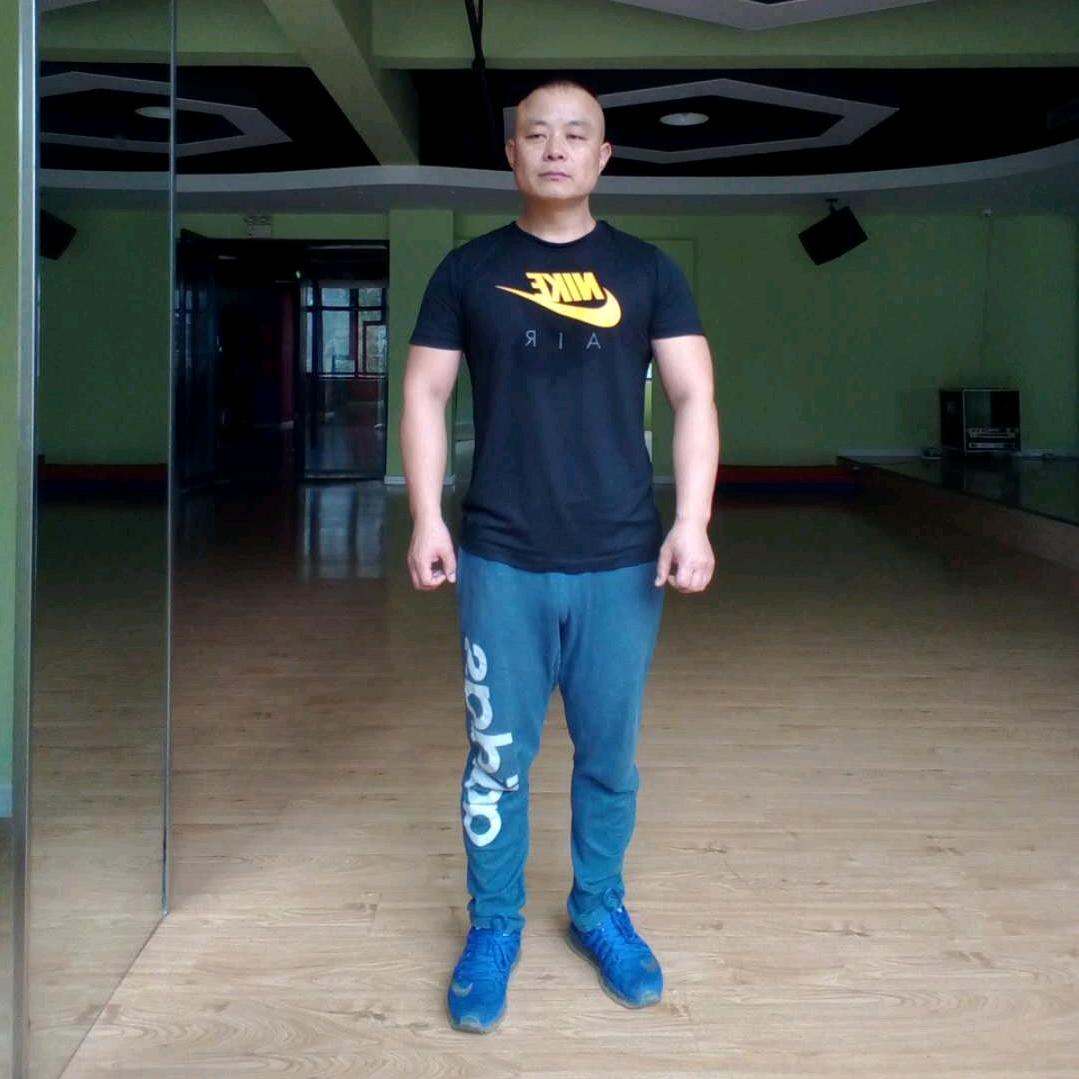 宏陈万里