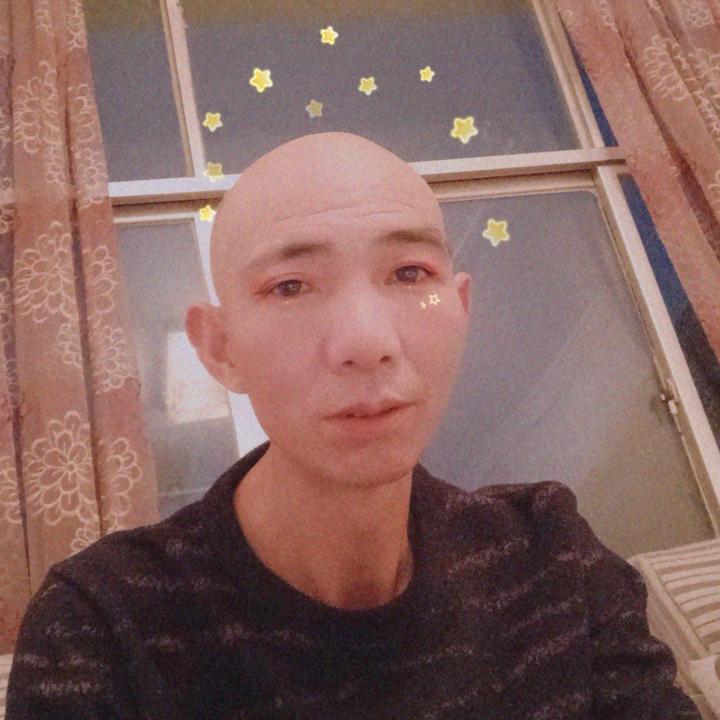 王哥微笑你得不到😍