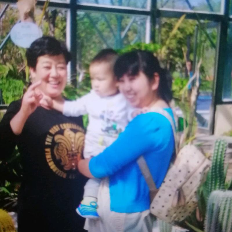 快乐奶奶(ಡωಡ) 