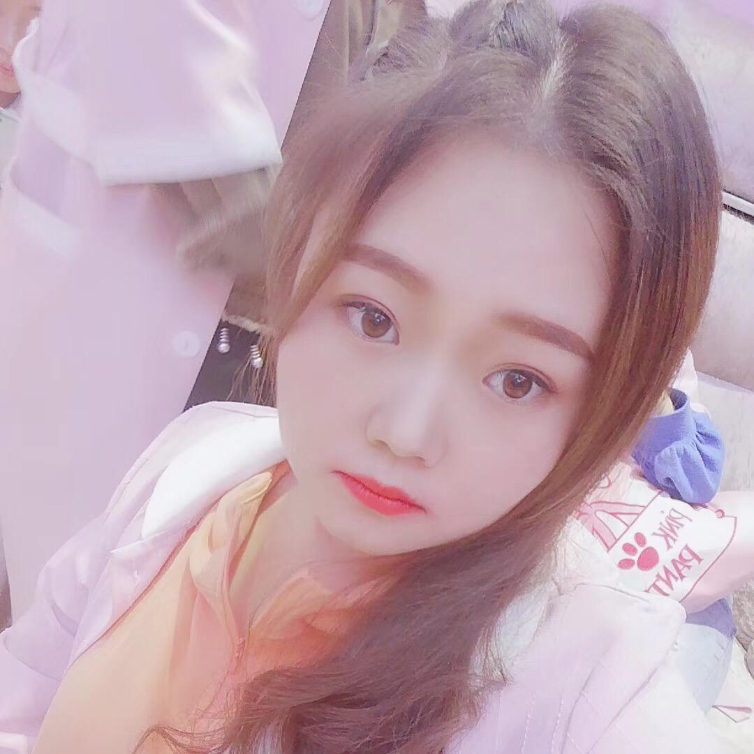 长武县绣月仿美甲美睫店