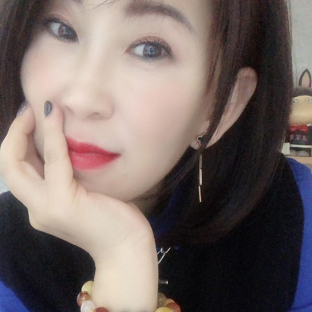 欣达前卫服饰工作室（勿连赞）