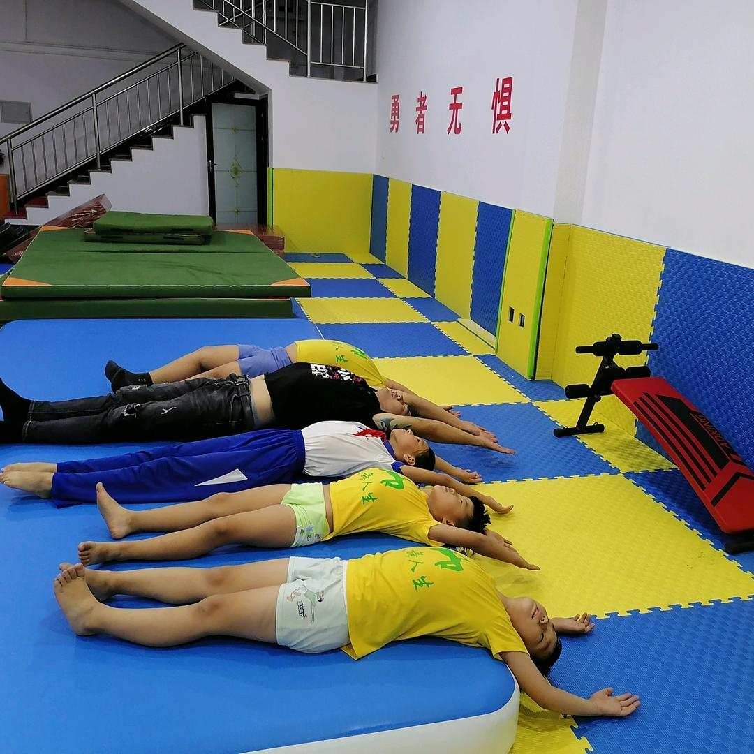 武舞人生空翻速成班