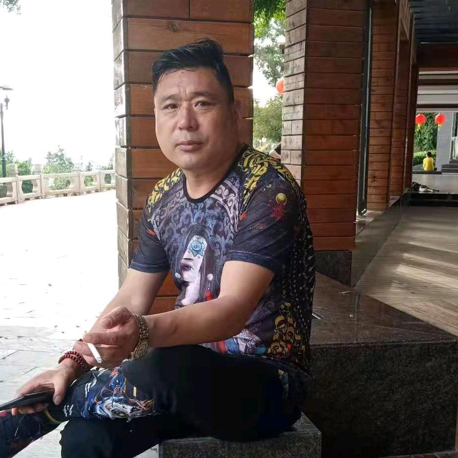 奋斗才能幸福