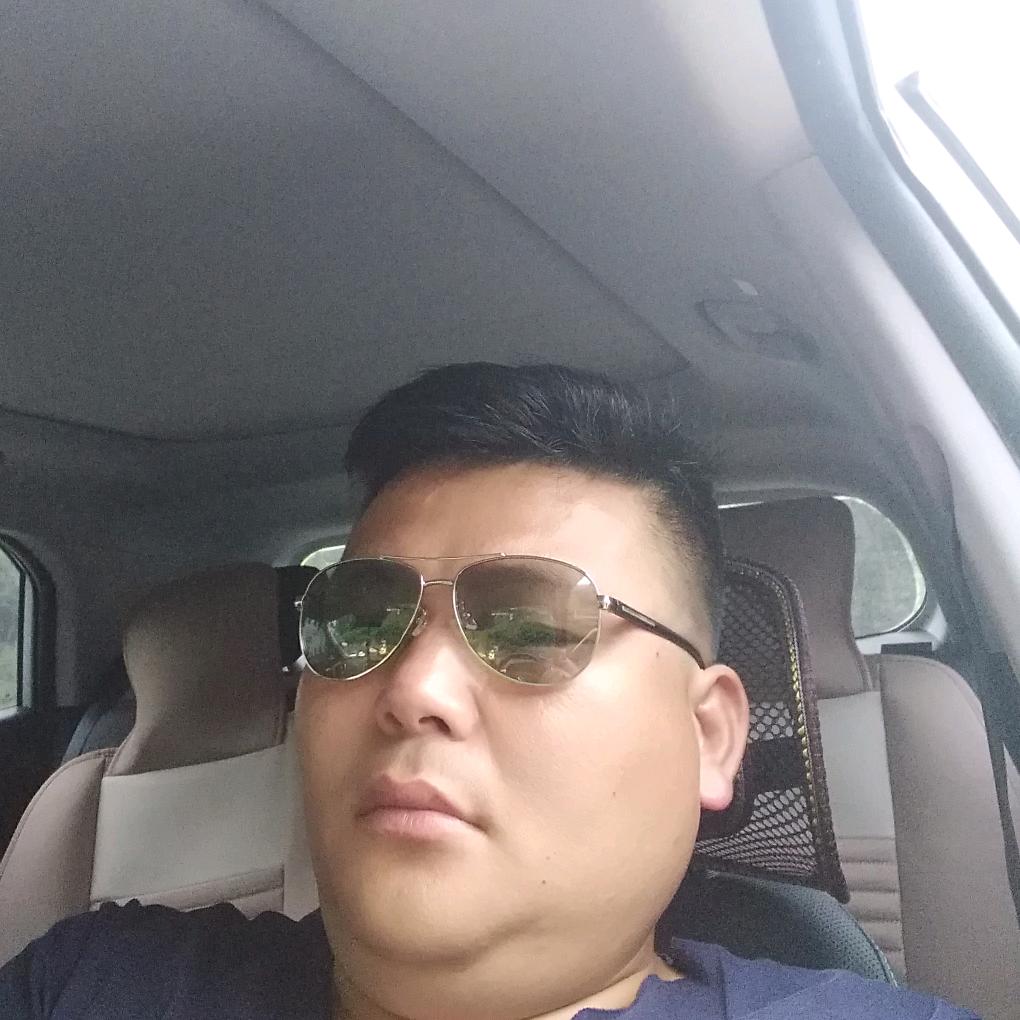 川E厨哥:专业宴席服务！！