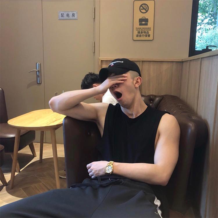 单眼皮的小老表