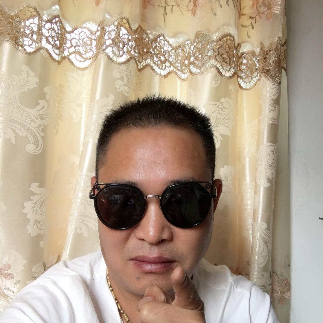 龙哥已关注你