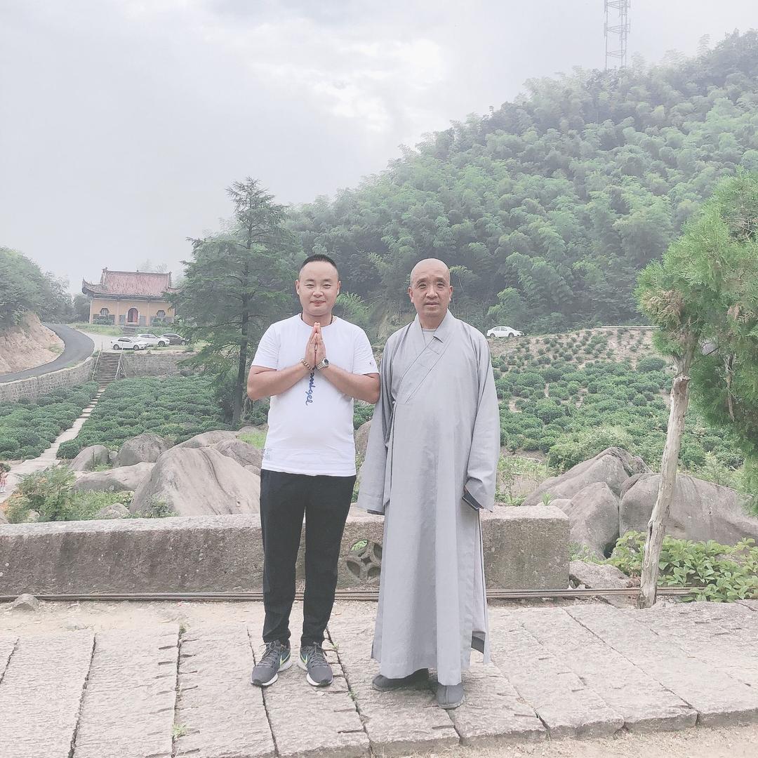 九华垢净