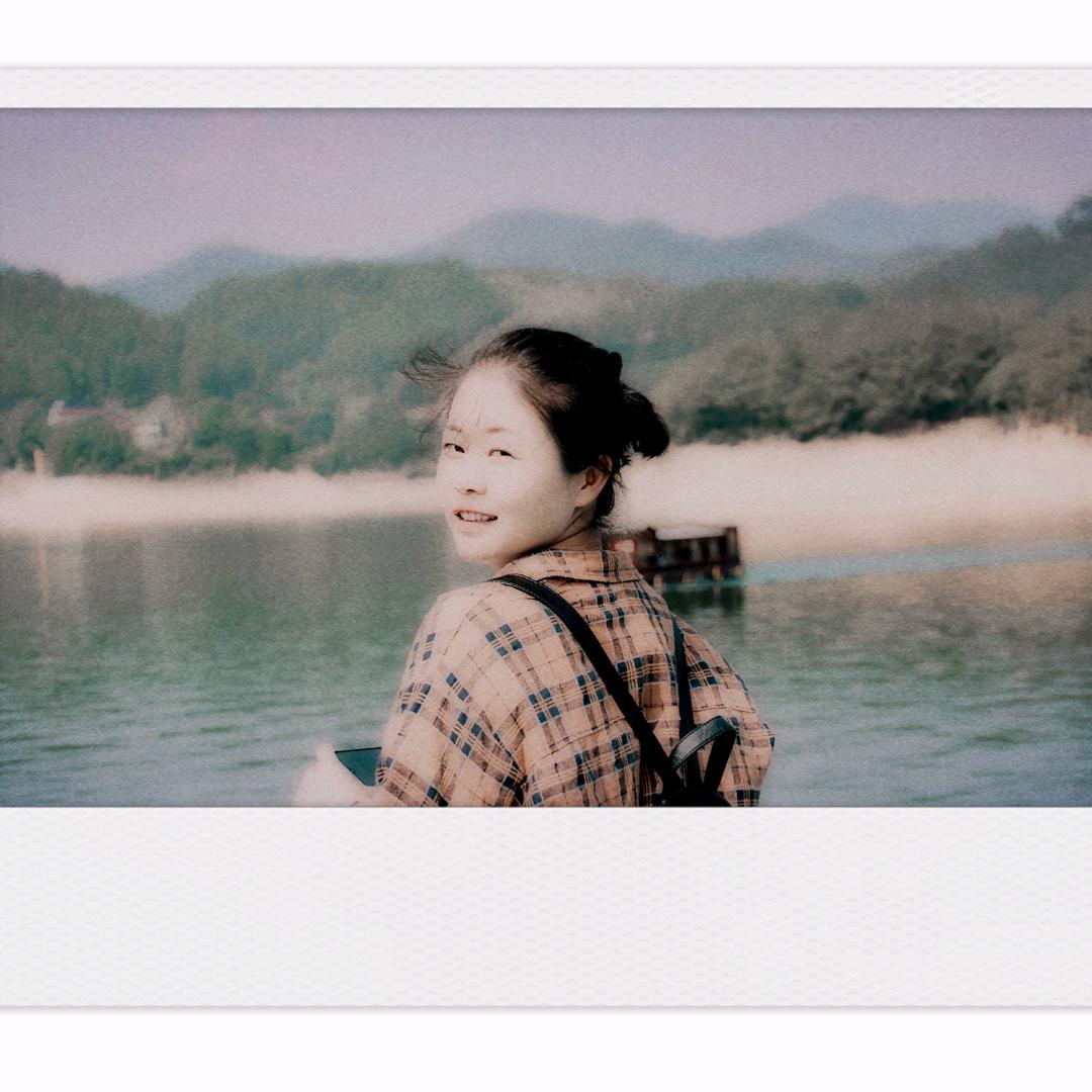 烁朵朵～小姐姐