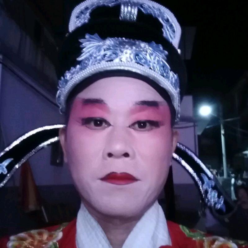 戏剧演员张沐林