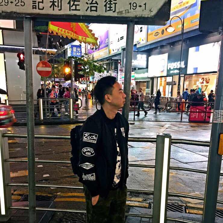 机智勇敢的大亮哥