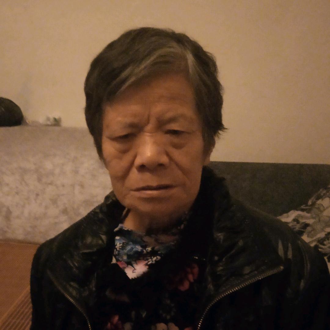 张前玉奶奶👵🏻户外直播
