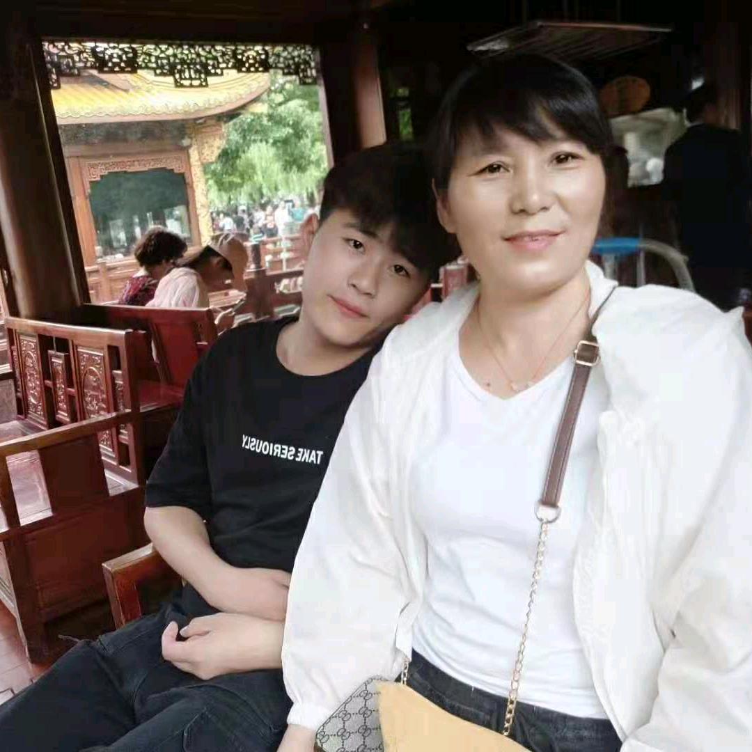 韩娟（售卖本地新鲜羊肉）