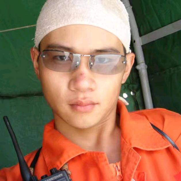 卧龙小小生