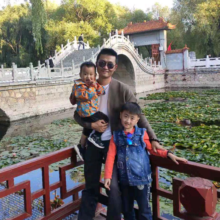 小炎、小泽他爹