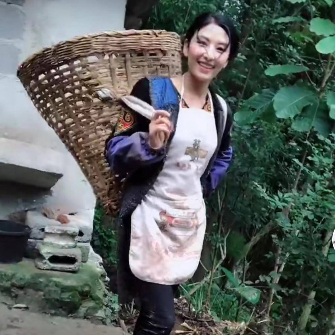 小凉山妹子