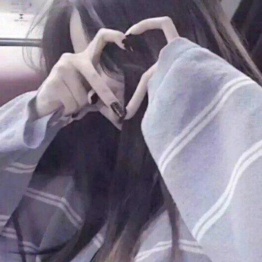 口罩小哥哥(｡･㉨･｡)ﾉ♡ 爱你么么哒