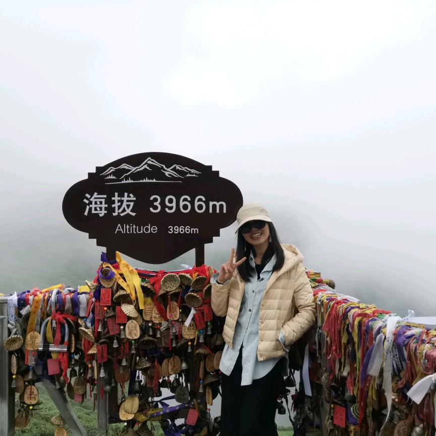 A瑞金阿玛尼男装～黎