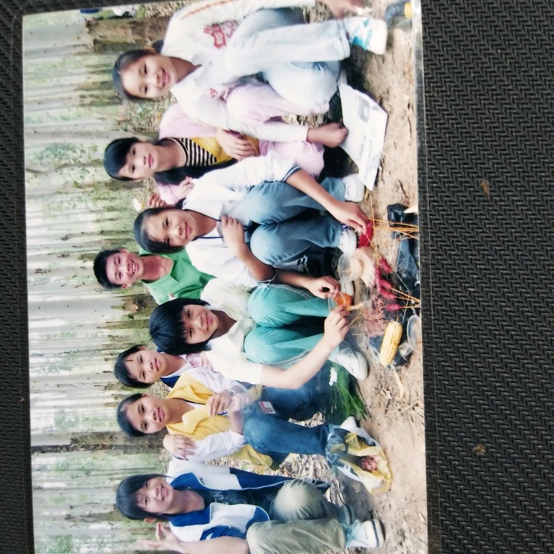 放牛郎单身带娃的生活