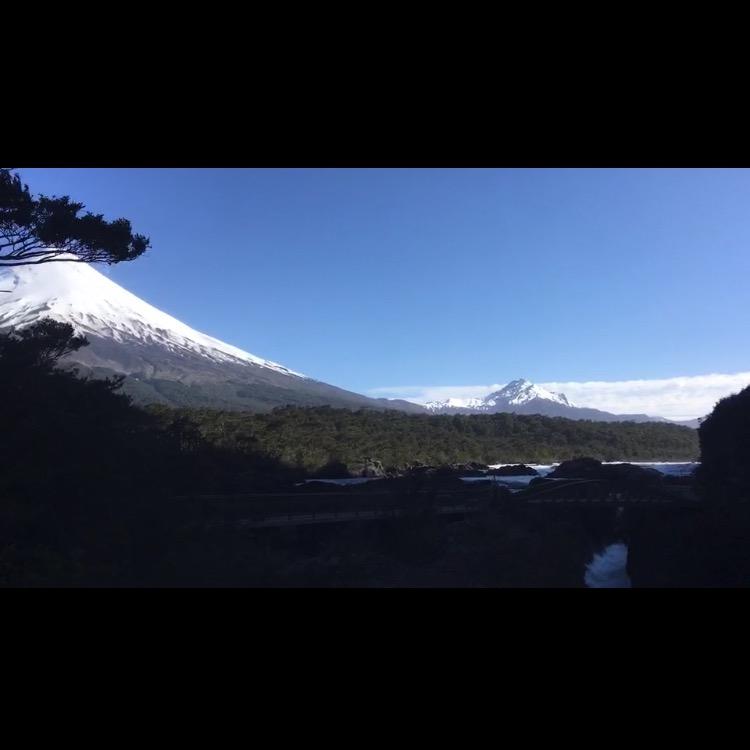 青山依旧在