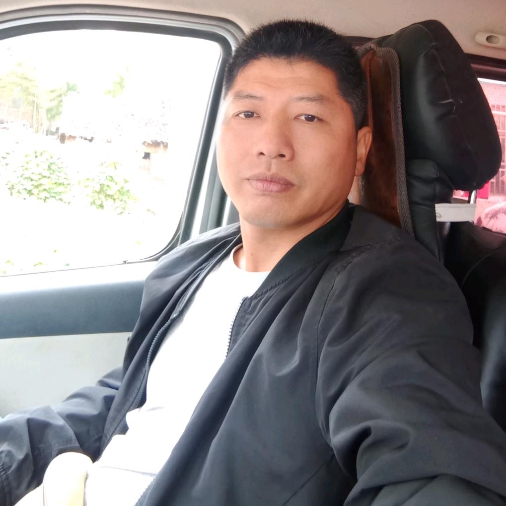 黄乐松铭富源铝艺