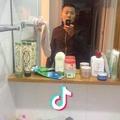 哼着小曲把活干