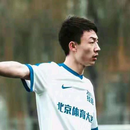 爱足球的谢宇宁