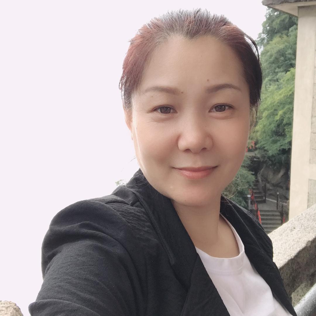 龙姐（紫藤花艺）