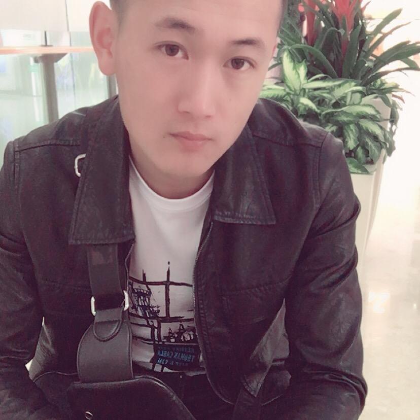 小哥