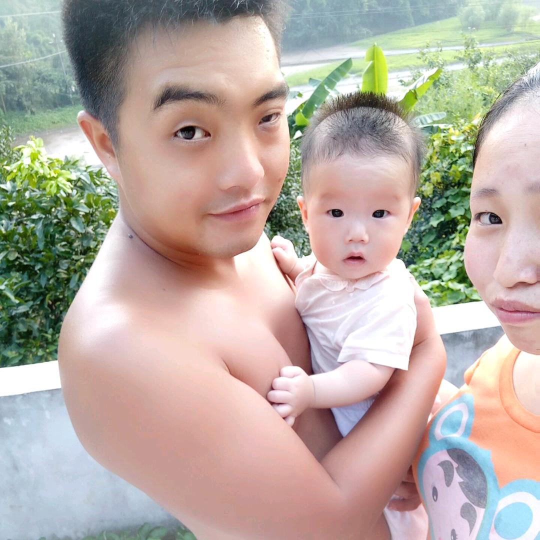 拥抱月亮的星星