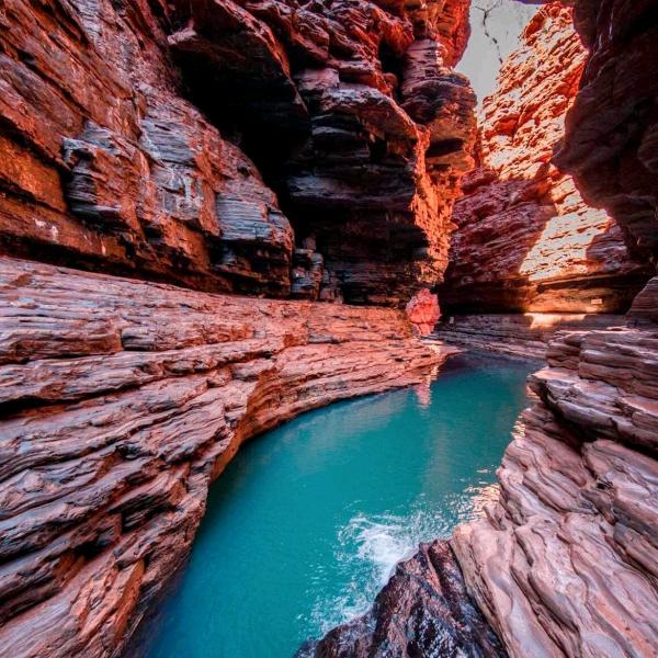 对方正在输入………