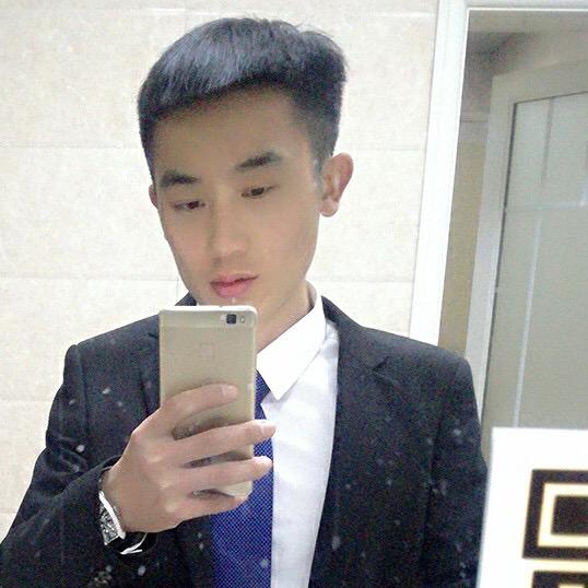 超帅气康少