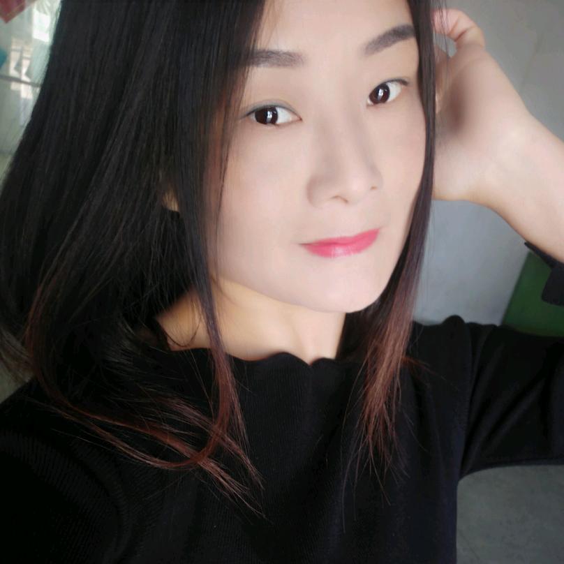 牛俊千晶