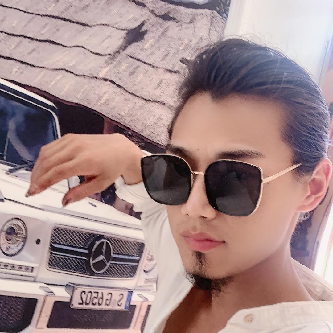 深州市一线短发店