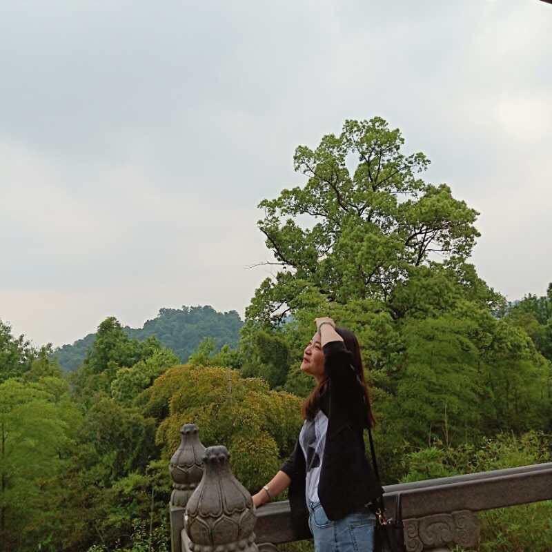 妞妞～～淡定