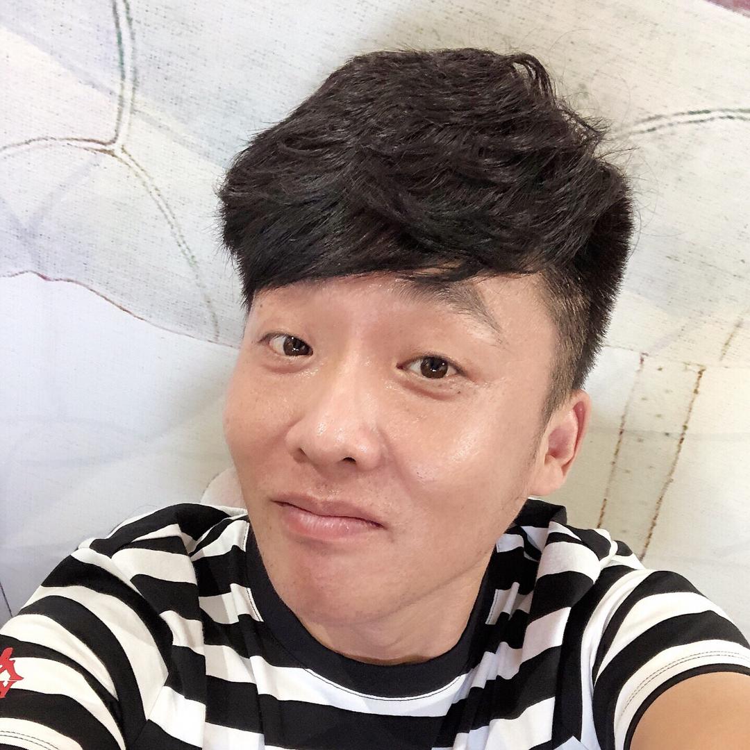 @苗菲