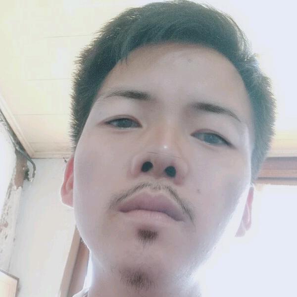 龚成雄