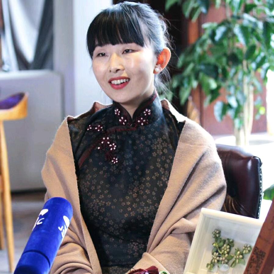 穿越来的女红先生