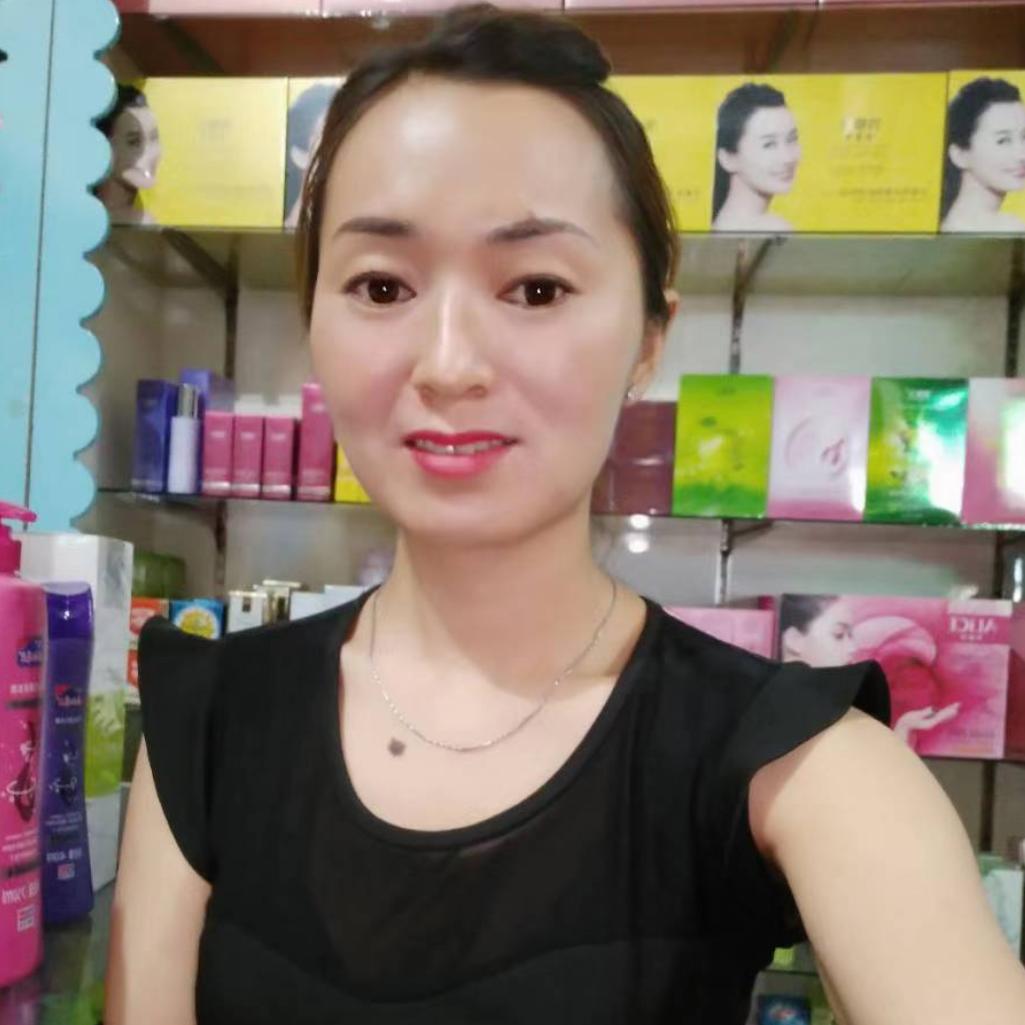 胡家小街店名一见倾心，化妆品，女装