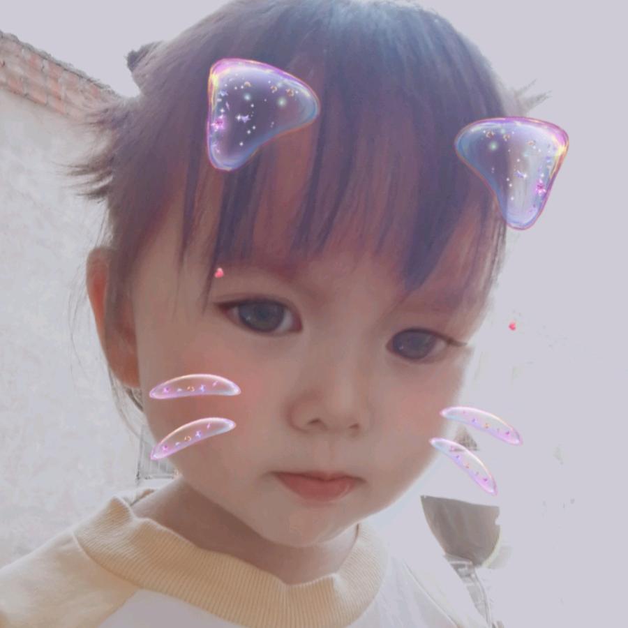 希希妈妈(๑><๑）